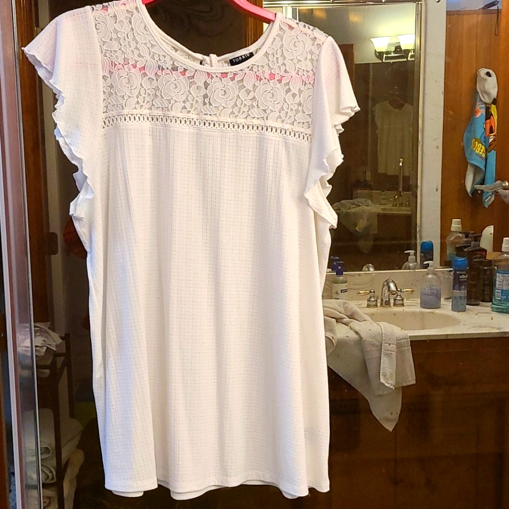 Torrid lace inset top